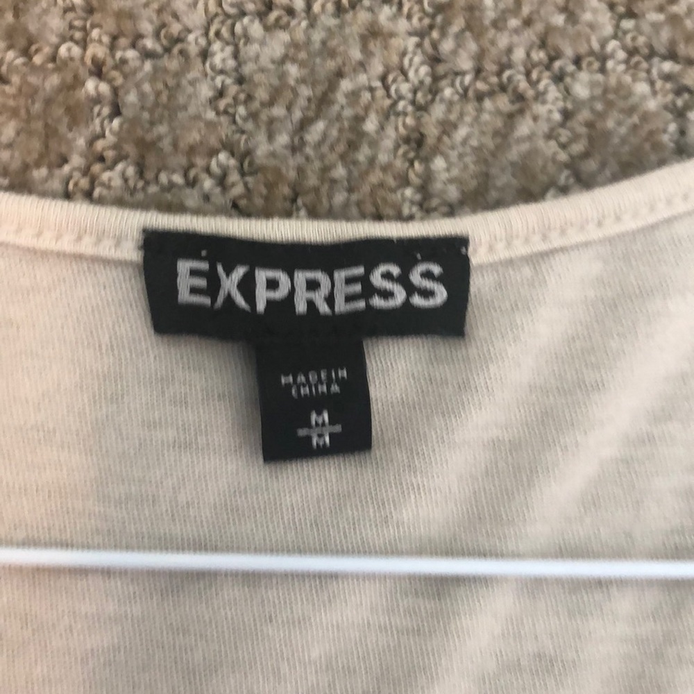 Express Top - Picture 2 of 4
